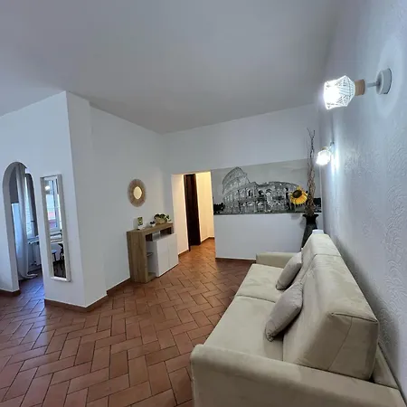 Colosseum 20 Apartment *